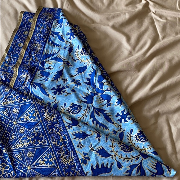 Scarf - Picture 5 of 7